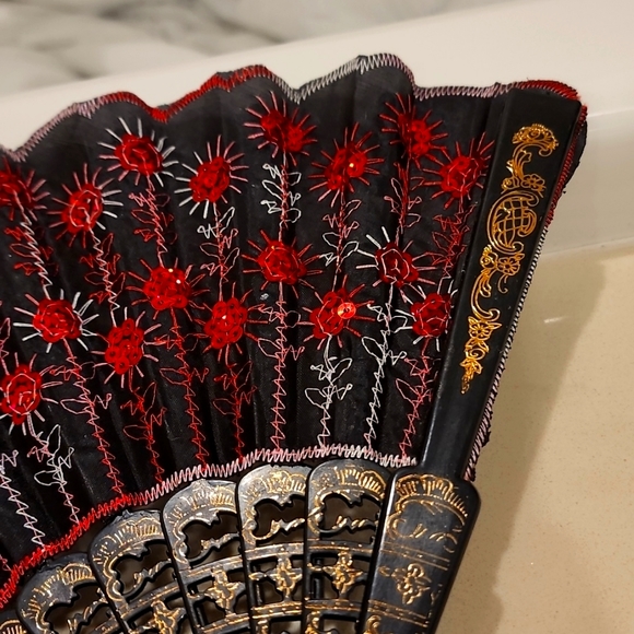 Asian Fan - Picture 3 of 6